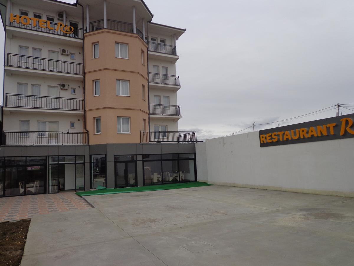 Hotel Rio Priștina Exterior foto